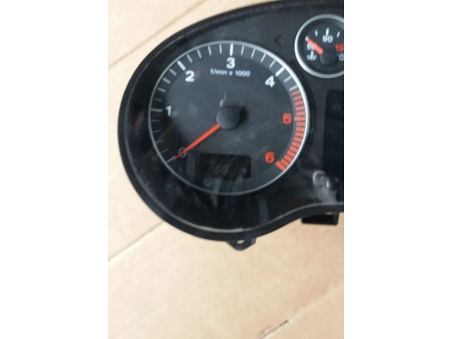 Панель приборов    Audi A3 S3 8P       