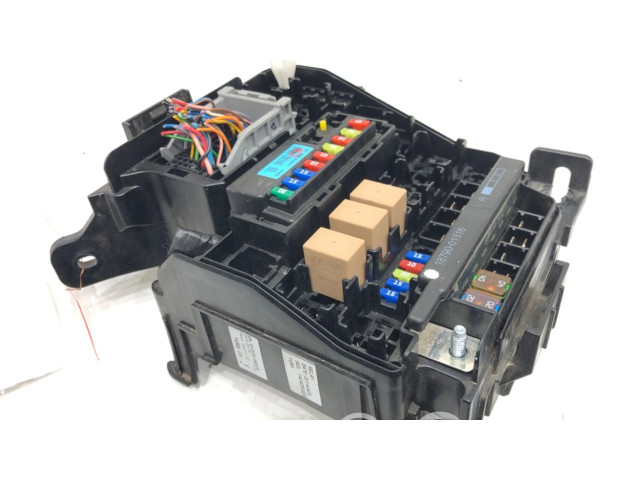 Pojistková skříňka 91205-A6505 Hyundai i30 2014