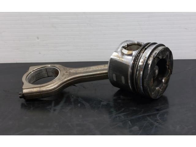 Píst 0628V1 Peugeot 307 9HZ (DV6TED4)