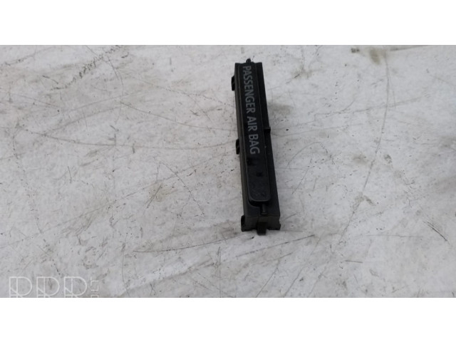 Включатель надувной подушки для пассажира