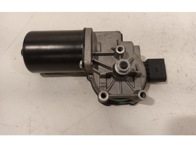 Моторчик дворников Skoda Karoq