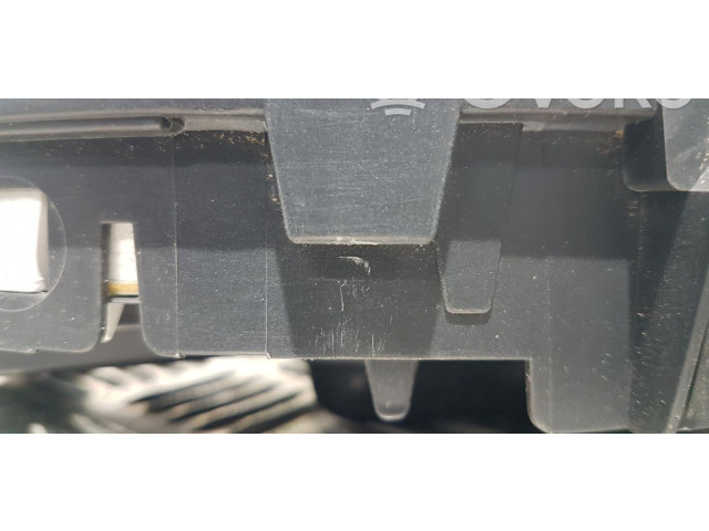 Панель приборов 88311302   Opel Combo C       