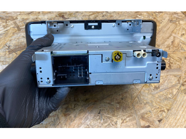 Дисплей 654035869E Skoda Scala