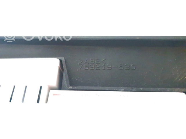 Přístrojová deska Toyota Prius (XW10) 2002 769219-530