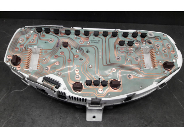 Панель приборов OP-0179-001 Mitsubishi Carisma