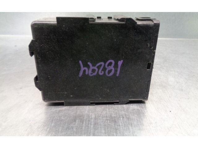 Блок управления коробкой передач 8953576011, 0791005780 Lexus CT 200H