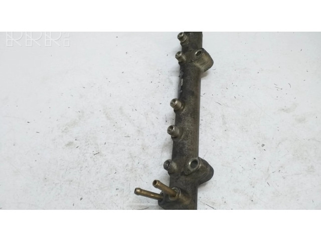 Топливная рампа 0445214046   Toyota Yaris 1.4 