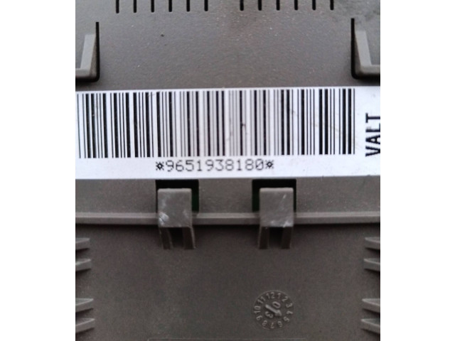 Блок предохранителей 9651938180 Citroen C8