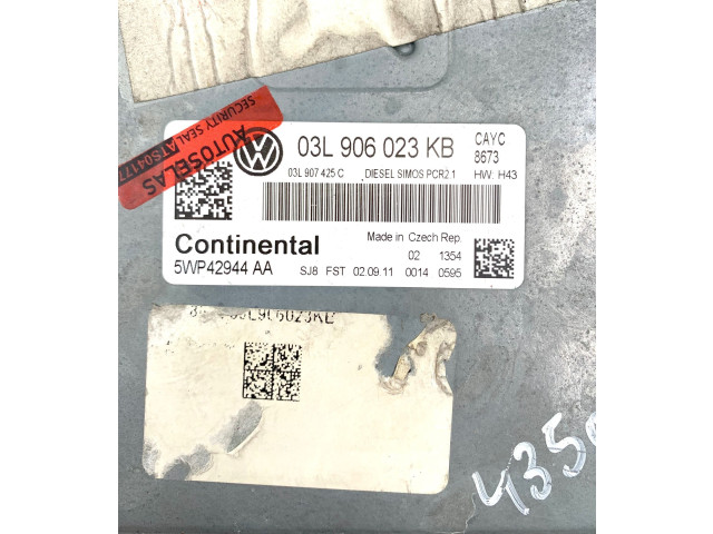 Блок управления двигателя 03L907425C, 03L906023KB Volkswagen Beetle A5