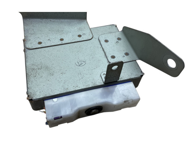 Блок управления коробкой передач 310361W301 Infiniti QX4