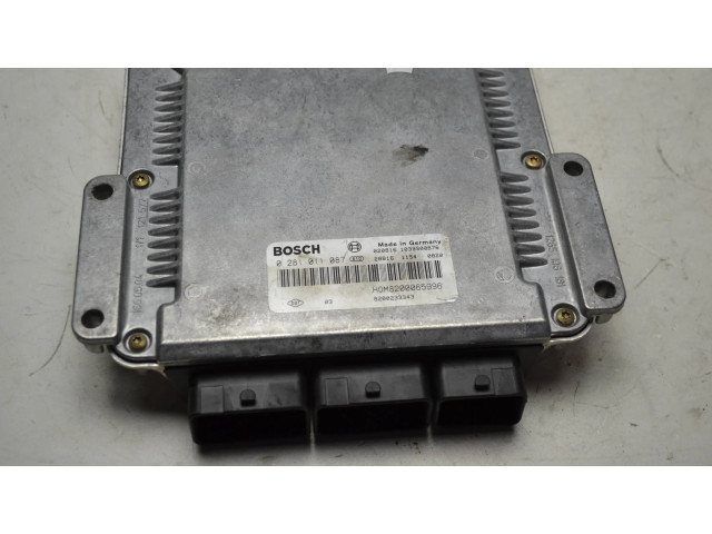 Блок управления двигателя 30630418, 0281011087 Volvo S40, V40