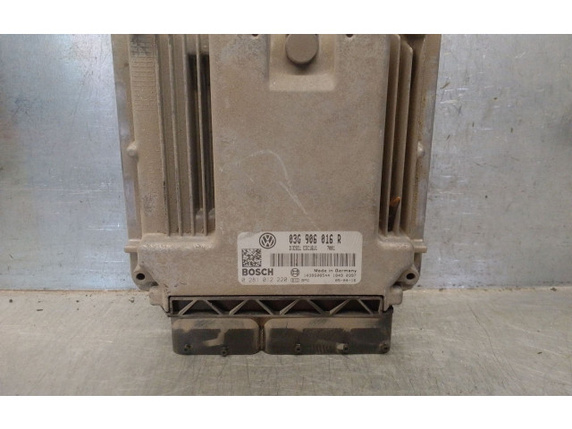 Блок управления двигателя 03G906016R, 0281012220   Volkswagen Golf SportWagen