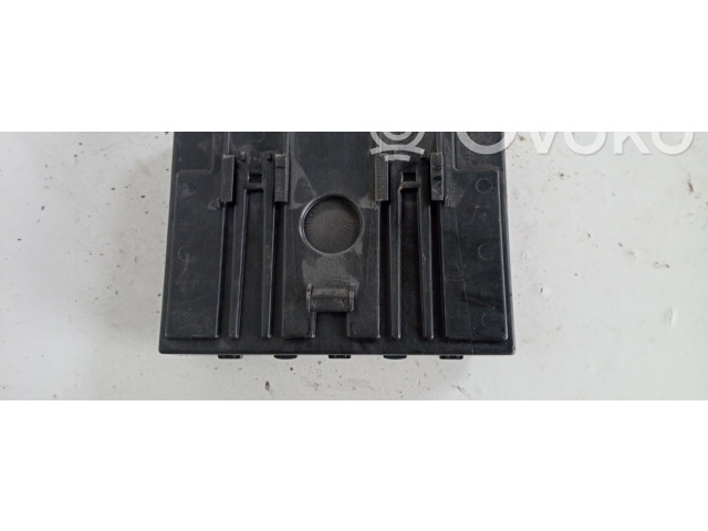 Блок предохранителей 116RA000084   Ford B-MAX    