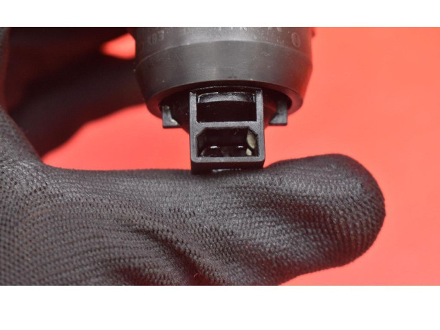 Форсунка 038130073AG, 038130073AG    Volkswagen Cross Touran I   