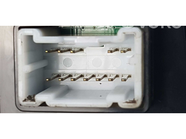 Экран дисплея вверх       SsangYong Korando   -  года   