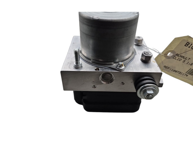 Блок управления АБС 476608281R Renault Clio V