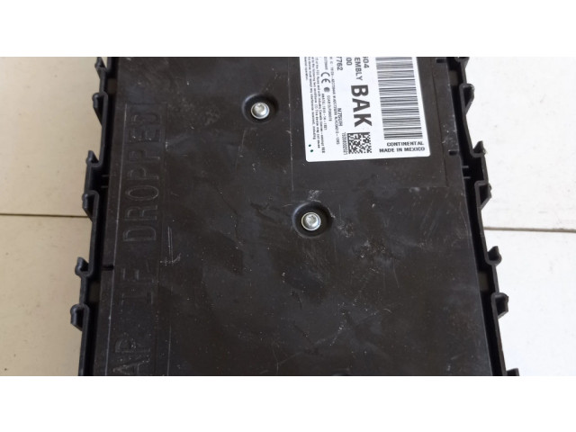 Блок предохранителей A2C7438281100   Ford Edge II    