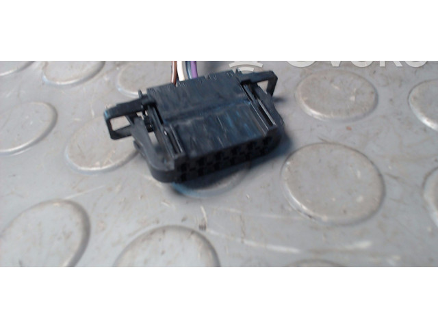 Zpětné zrcátko Volkswagen PASSAT B5.5 2003