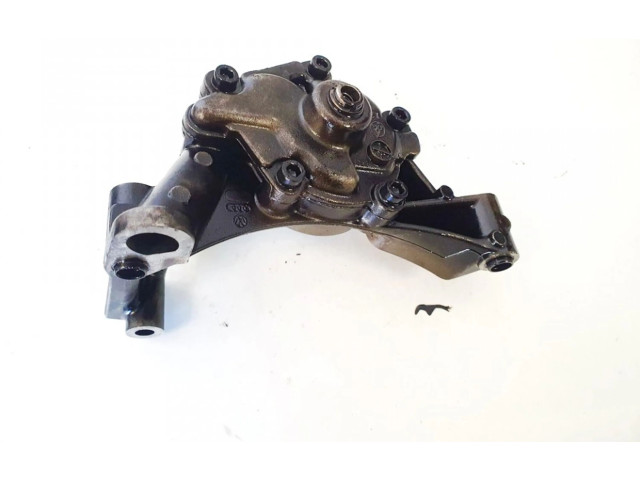 Масляный насос 06a115105b Volkswagen Golf IV