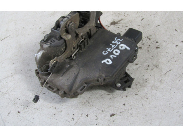 Zámek zadních dveří 38770 Volkswagen Bora 1997