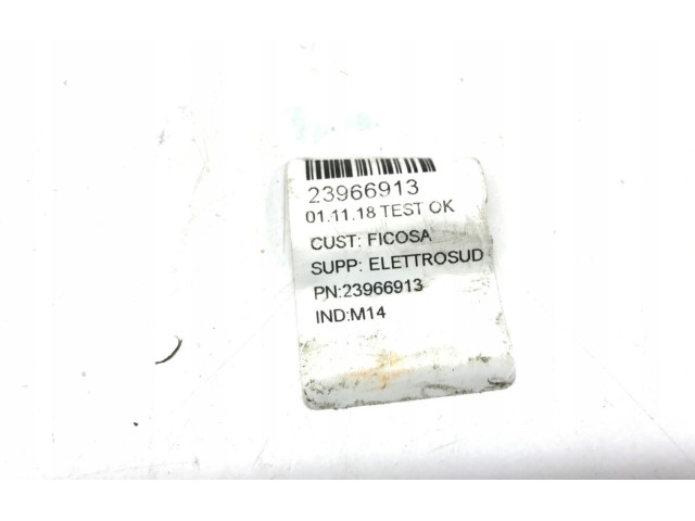 Zpětné zrcátko  Audi Q7 4M 2020  4M1857409, 15PIN  