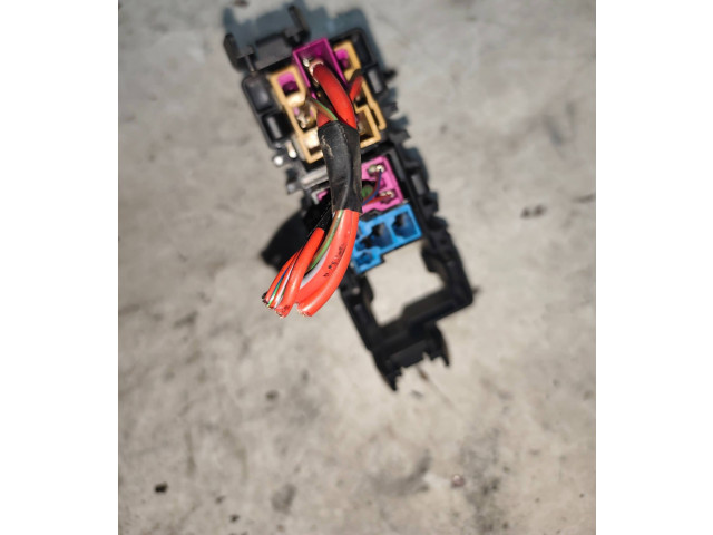 Блок предохранителей  4F1937503A   Audi A6 S6 C6 4F    