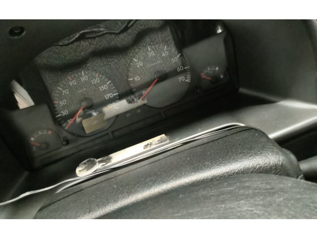 Přístrojová deska Citroen Berlingo 2002 6104HF