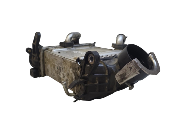 Интеркулер  A6540101004, A6540900100   Mercedes-Benz E W213 