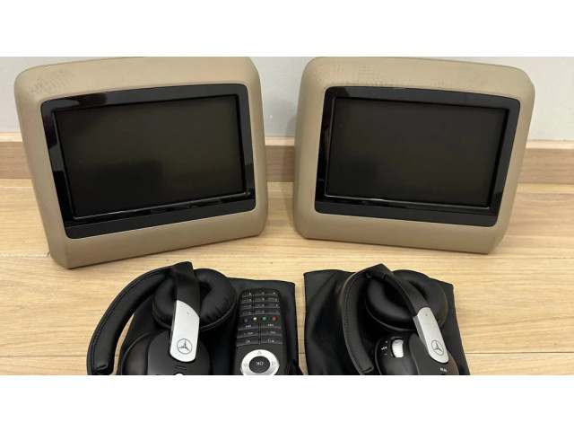 Priekinės sėdynės galvos atrama