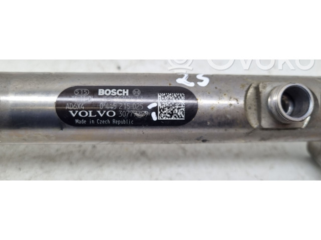 Vstřikovací lišta 0445215025, 30777759   Volvo V40 Cross country  pro naftový motor 2.0  