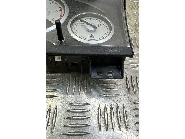 Přístrojová deska Chrysler Grand Voyager V 2011 P05082683AG