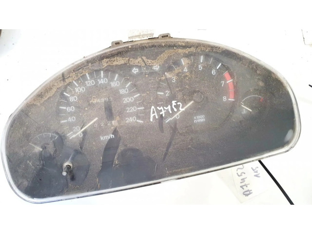 Панель приборов mr270100, op0179103 Mitsubishi Carisma