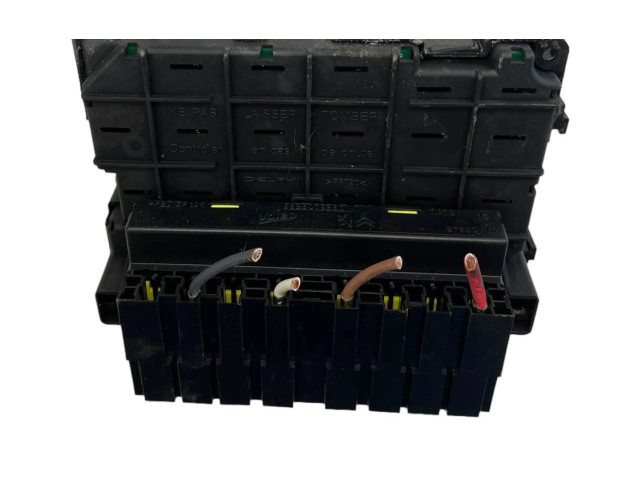   Pojistková skříňka 9657608880, 86103113   Citroen Berlingo 2004