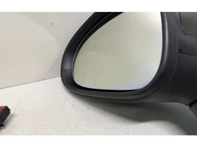 Zpětné zrcátko Volkswagen Touareg II 2016 7P6857501ED