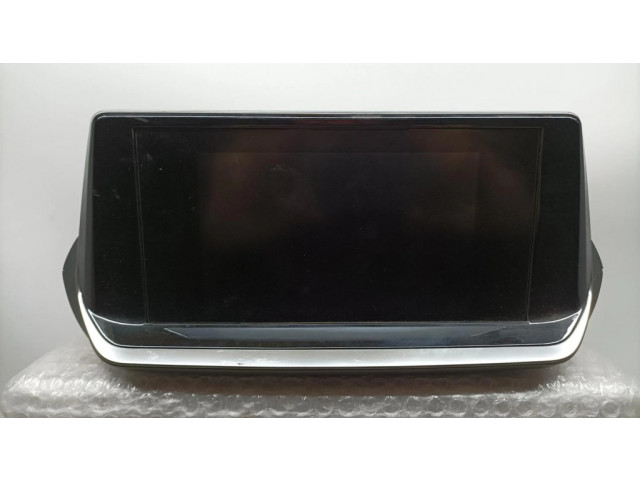 Радио/ проигрыватель CD/DVD / навигация