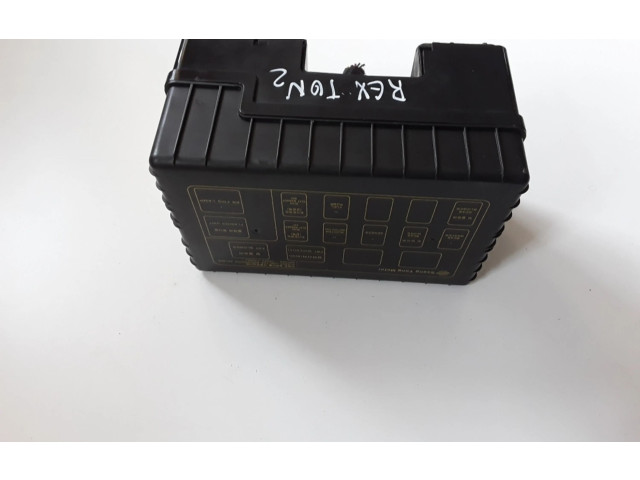 Блок предохранителей 8210E08725   SsangYong Rexton    