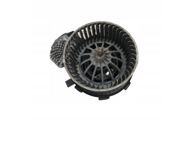 Вентилятор печки    8K0820521B   Audi Q5 SQ5