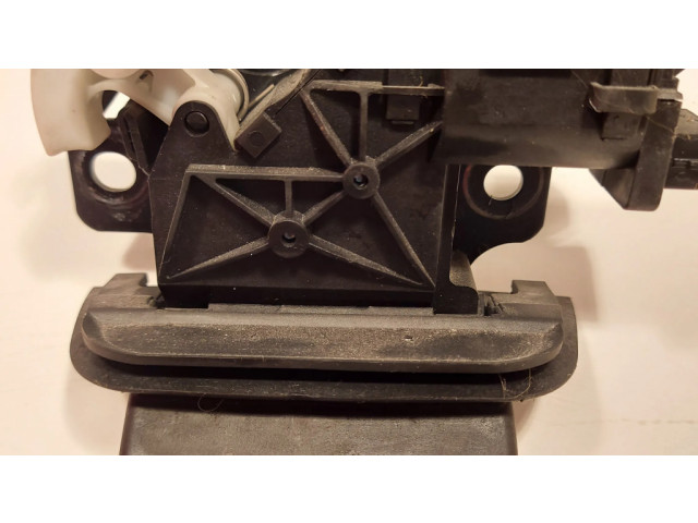 замок багажника 8P4827505B Audi Q7 4L 2005-2015 года