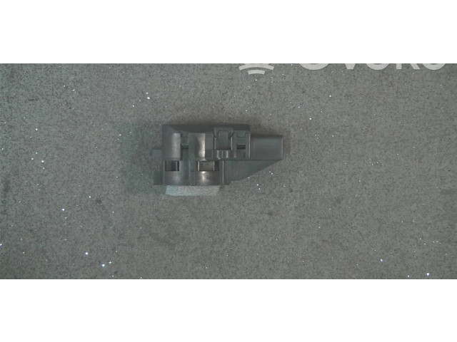 Блок управления климат-контролем    Volvo V70