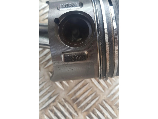 Píst Mercedes-Benz E W211