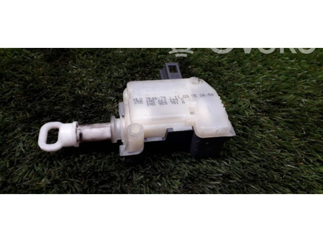 Замок багажника 1M0959781a    Seat Ibiza III (6L) 2002 - 2008 года