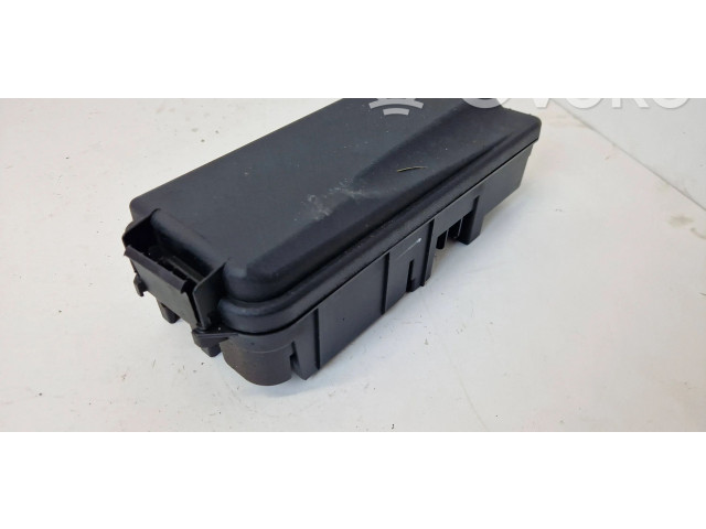 Блок предохранителей 12783251 Saab 9-3 Ver2