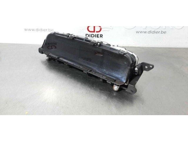 Přístrojová deska Toyota Prius c 2015 83847F50