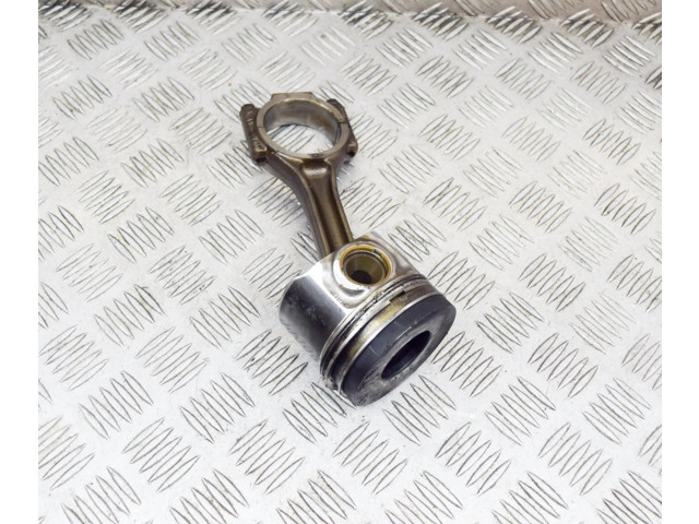 Píst 03G107065J, 038198401D Volkswagen PASSAT B6 pro naftový motor 2.0 BKP