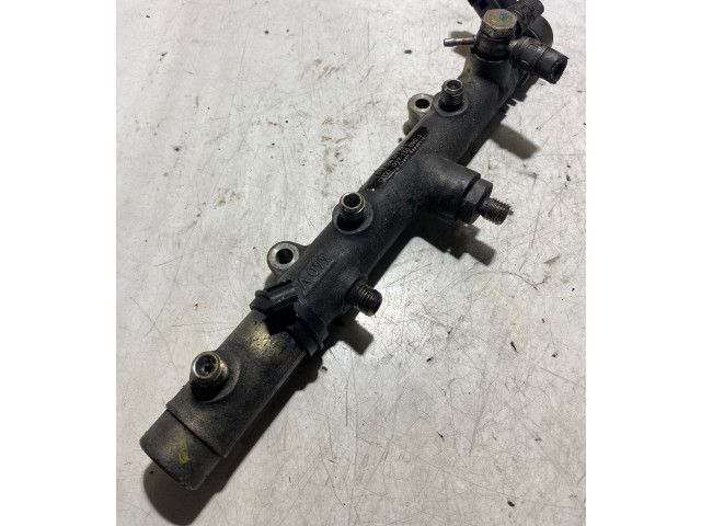 Топливная рампа 059130090J, F00R001823   Audi A6 S6 C6 4F  