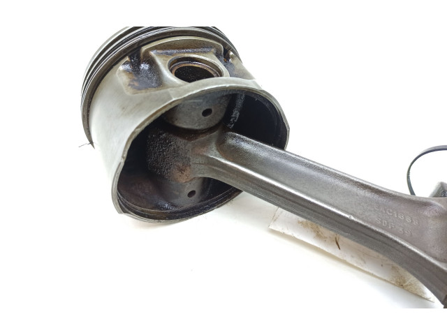 Поршень с шатуном EAC1868, EBC1289 Jaguar XJS