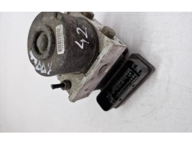 Блок АБС 2K0614117A, 2K0907379A Volkswagen Caddy 2004 - 2010 года