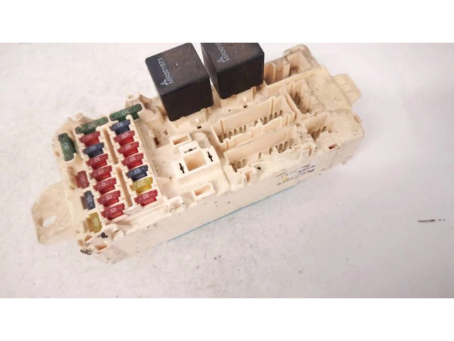 Блок предохранителей mr40589 Mitsubishi Galant