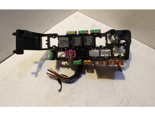 Pojistková skříňka 8D1937545 Audi A6 S6 C5 4B 2000