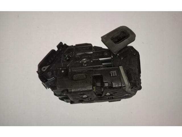 Замок багажника     Volkswagen Golf VII 2013 - 2019 года